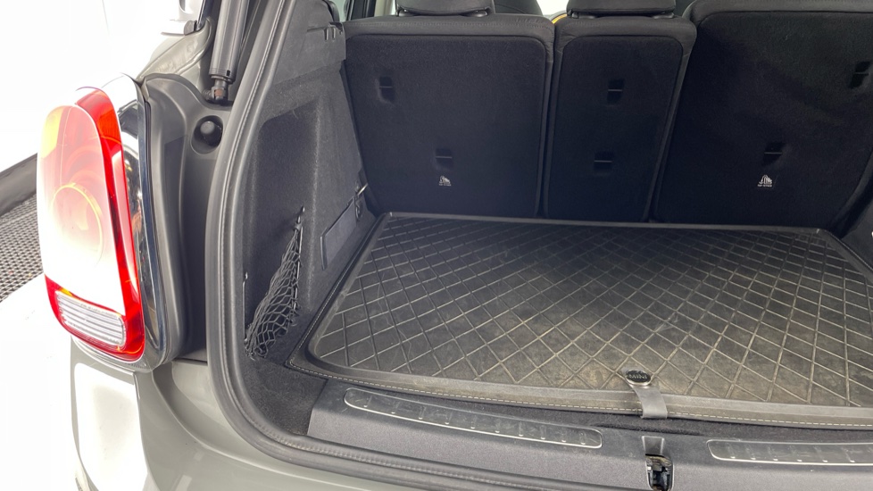 MINI Countryman 2.0 Cooper D 5dr Auto Diesel Hatchback - Image 38