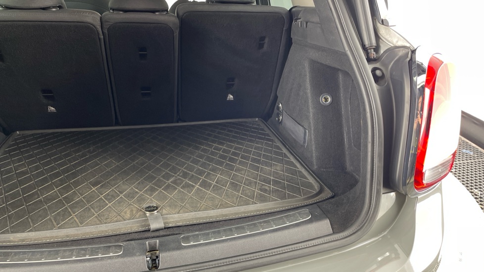 MINI Countryman 2.0 Cooper D 5dr Auto Diesel Hatchback - Image 39