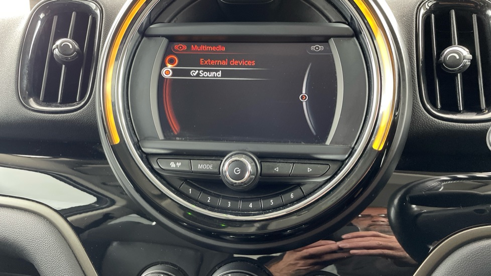 MINI Countryman 2.0 Cooper D 5dr Auto Diesel Hatchback - Image 60