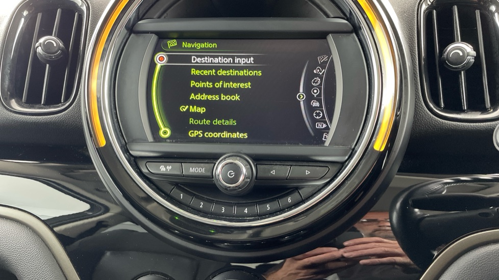 MINI Countryman 2.0 Cooper D 5dr Auto Diesel Hatchback - Image 62