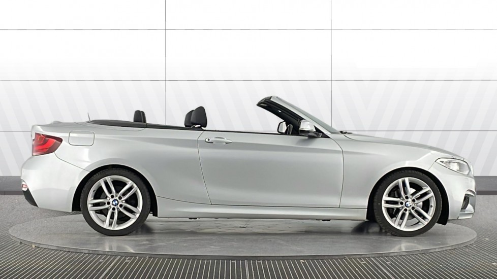 BMW 2 Series 220d M Sport 2dr [Nav] Diesel Convertible - Image 3