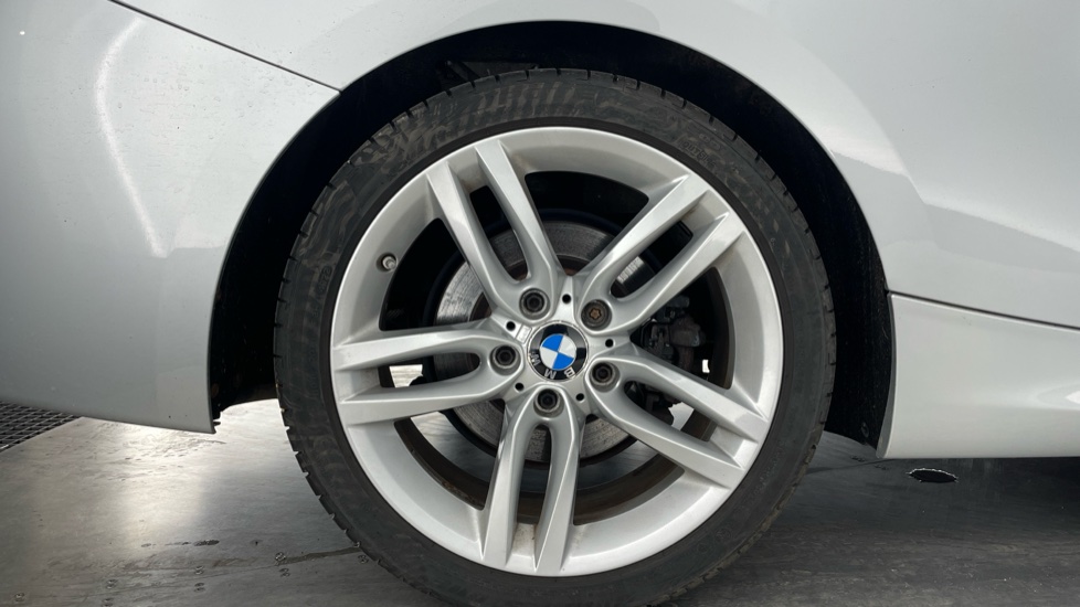 BMW 2 Series 220d M Sport 2dr [Nav] Diesel Convertible - Image 14