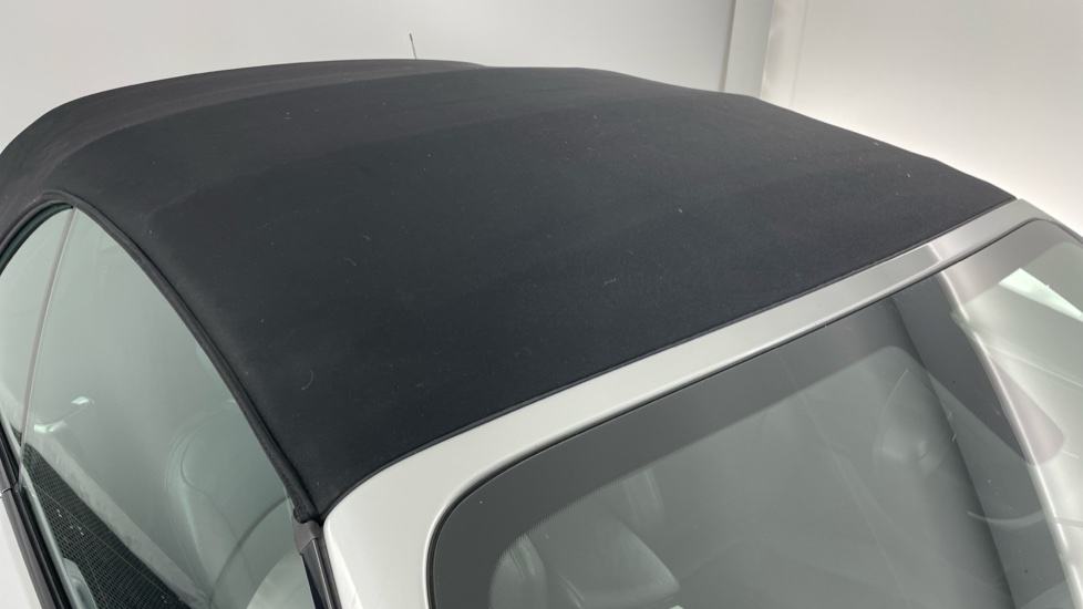 BMW 2 Series 220d M Sport 2dr [Nav] Diesel Convertible - Image 21