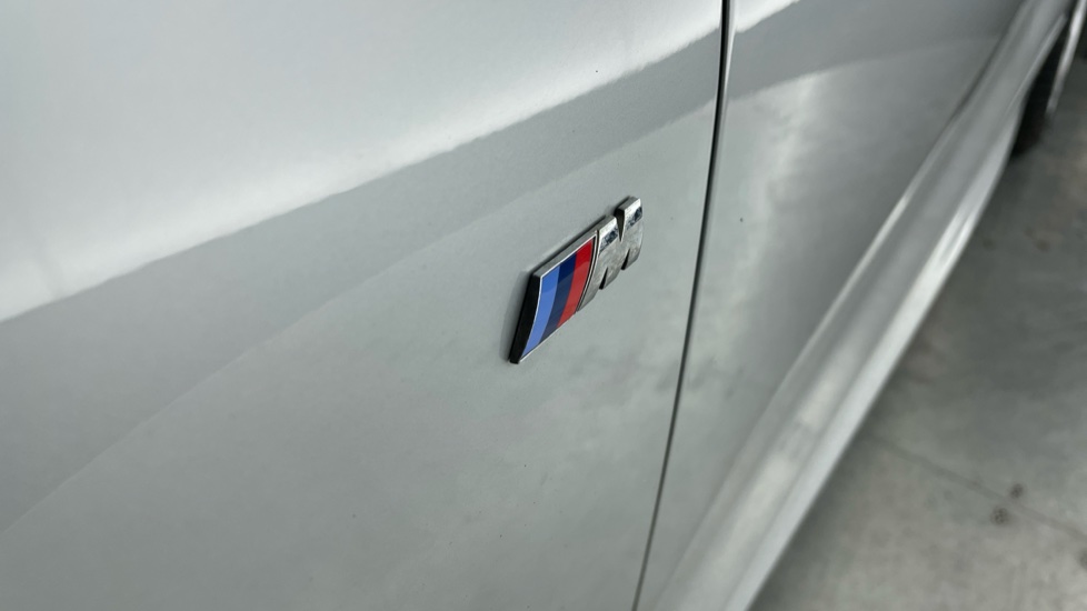 BMW 2 Series 220d M Sport 2dr [Nav] Diesel Convertible - Image 25