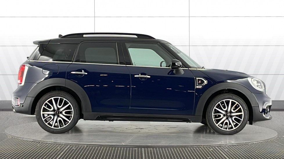 MINI Countryman 2.0 Cooper S 5dr Auto [7 Speed] Petrol Hatchback - Image 3