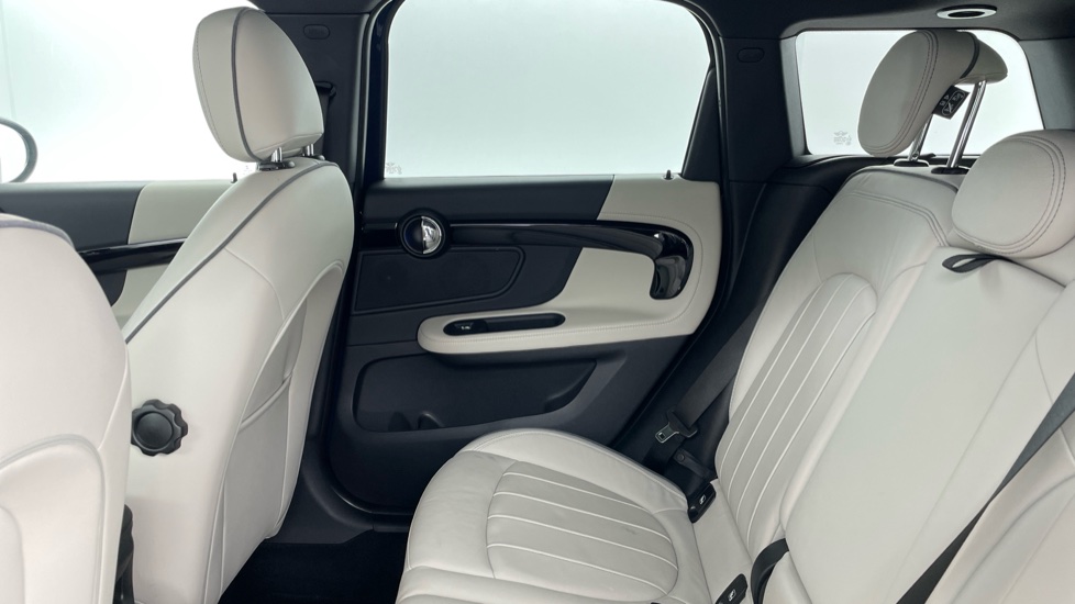 MINI Countryman 2.0 Cooper S 5dr Auto [7 Speed] Petrol Hatchback - Image 12