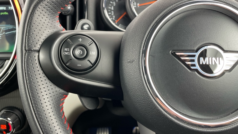 MINI Countryman 2.0 Cooper S 5dr Auto [7 Speed] Petrol Hatchback - Image 17