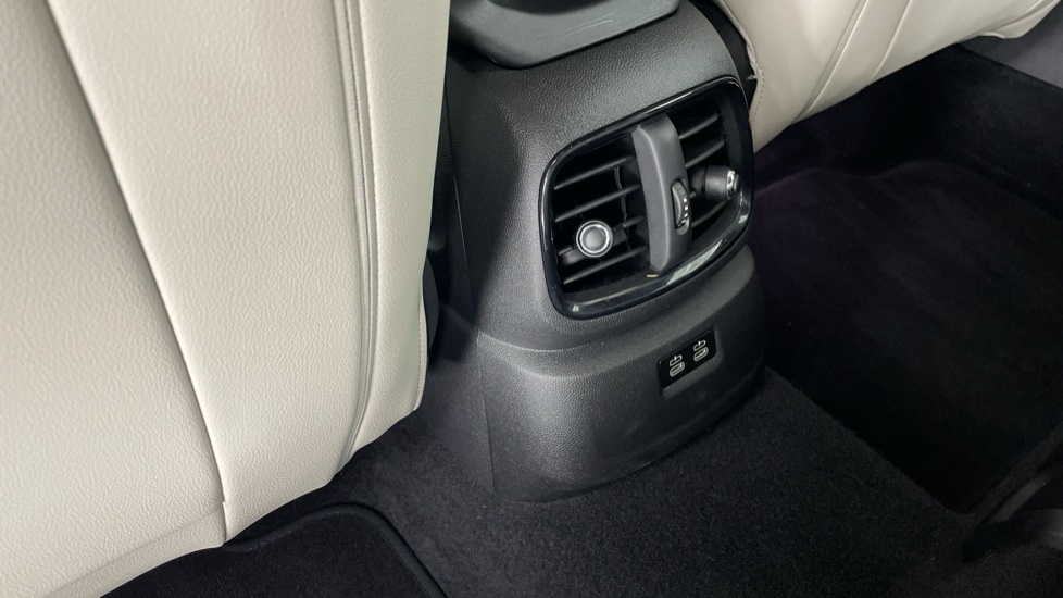 MINI Countryman 2.0 Cooper S 5dr Auto [7 Speed] Petrol Hatchback - Image 35