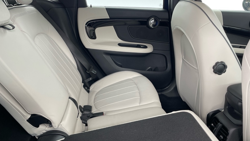 MINI Countryman 2.0 Cooper S 5dr Auto [7 Speed] Petrol Hatchback - Image 50