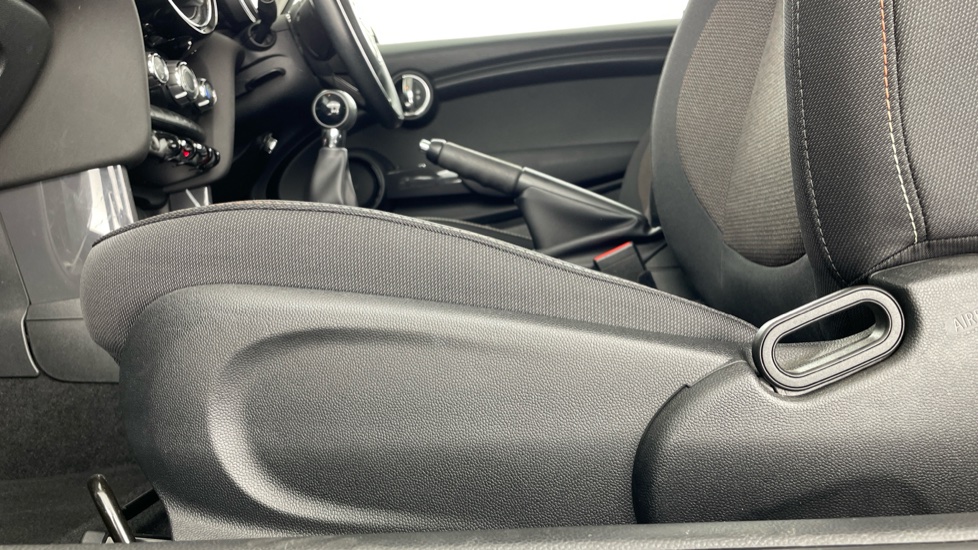 MINI Hatchback 1.2 One 3dr Petrol Hatchback - Image 26