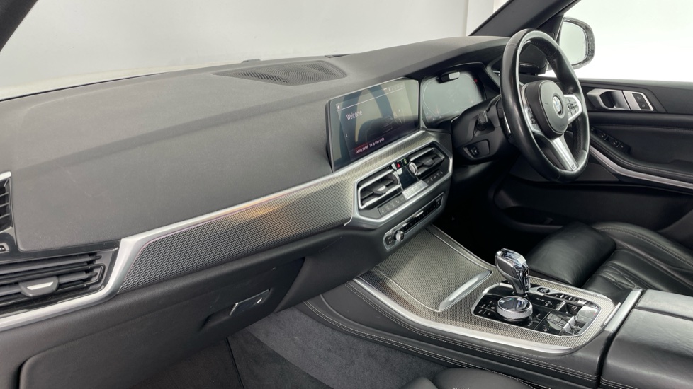 BMW X5 xDrive40i M Sport 5dr Auto Petrol Estate - Image 7