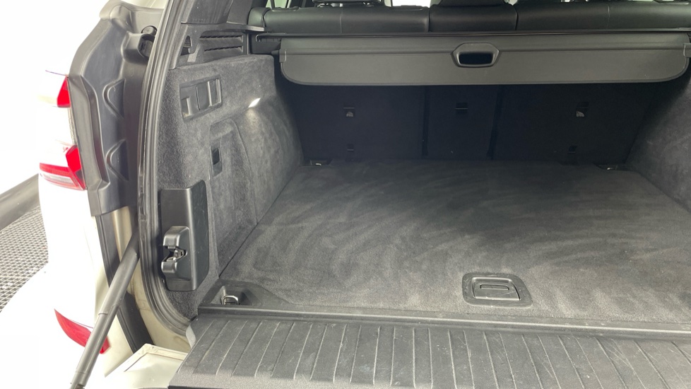 BMW X5 xDrive40i M Sport 5dr Auto Petrol Estate - Image 36