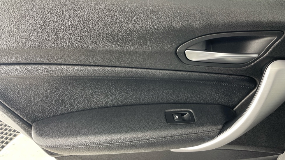 BMW 1 Series 116i M Sport 5dr Petrol Hatchback - Image 30
