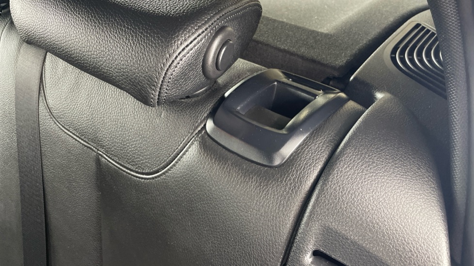 BMW 1 Series 116i M Sport 5dr Petrol Hatchback - Image 33