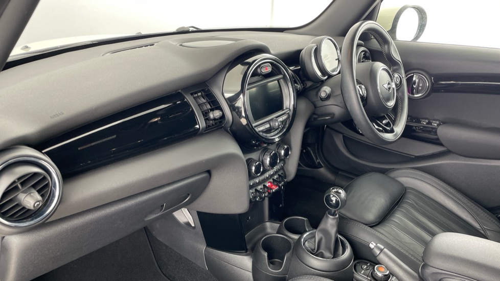 MINI Hatchback 2.0 Cooper S Exclusive II 5dr [Comfort Pack] Petrol Hatchback - Image 7