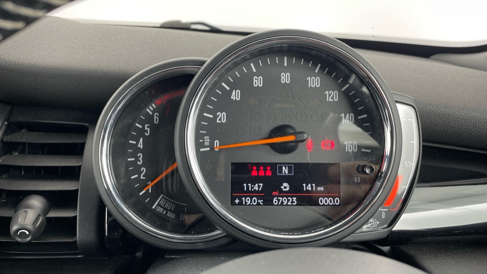 MINI Hatchback 2.0 Cooper S Exclusive II 5dr [Comfort Pack] Petrol Hatchback - Image 9