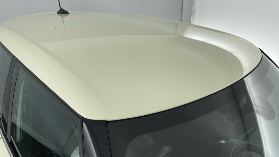 MINI Hatchback 2.0 Cooper S Exclusive II 5dr [Comfort Pack] Petrol Hatchback - Image 21