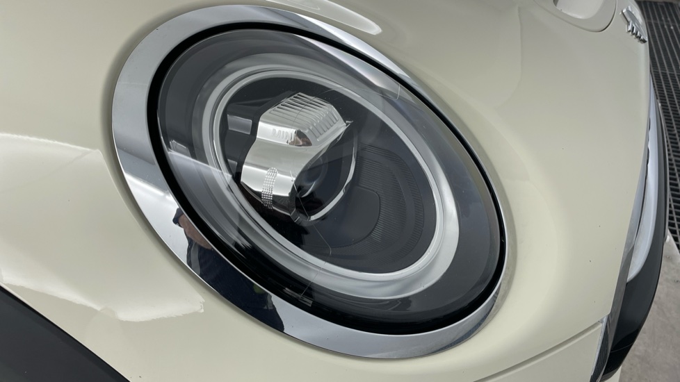 MINI Hatchback 2.0 Cooper S Exclusive II 5dr [Comfort Pack] Petrol Hatchback - Image 23