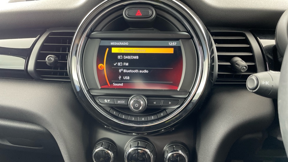 MINI Hatchback 2.0 Cooper S Exclusive II 5dr [Comfort Pack] Petrol Hatchback - Image 66