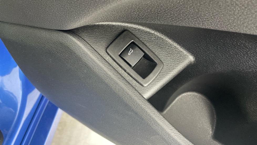 BMW X1 xDrive 20d M Sport 5dr Step Auto Diesel Estate - Image 53