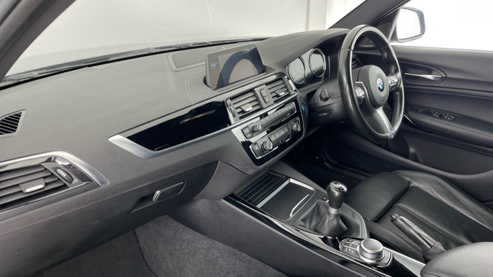 BMW 1 Series 116d M Sport Shadow Edition 5dr Diesel Hatchback - Image 7