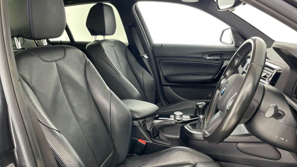 BMW 1 Series 116d M Sport Shadow Edition 5dr Diesel Hatchback - Image 11