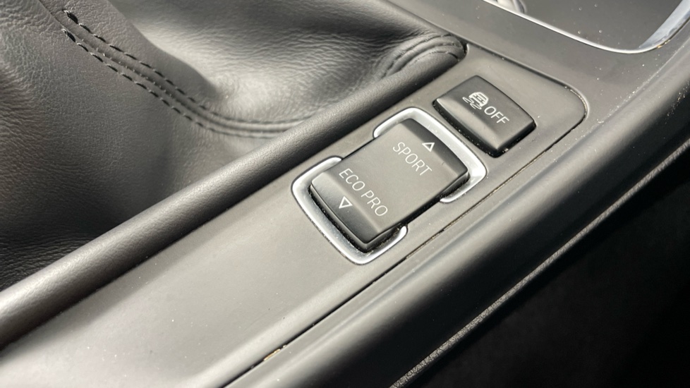 BMW 1 Series 116d M Sport Shadow Edition 5dr Diesel Hatchback - Image 19