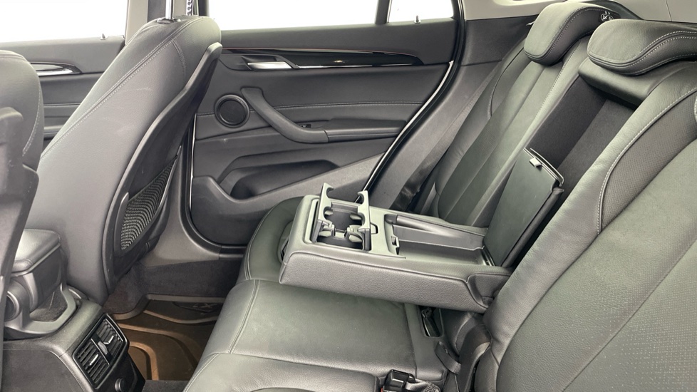 BMW X1 xDrive 20i xLine 5dr Step Auto Petrol Estate - Image 34