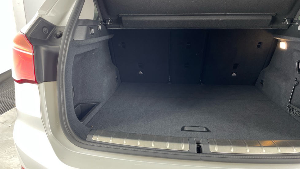 BMW X1 xDrive 20i xLine 5dr Step Auto Petrol Estate - Image 38