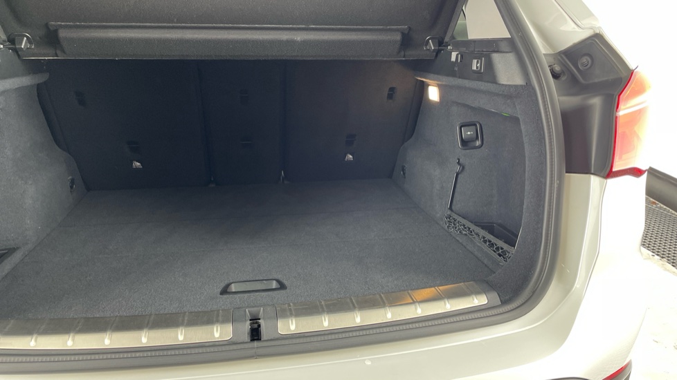 BMW X1 xDrive 20i xLine 5dr Step Auto Petrol Estate - Image 39