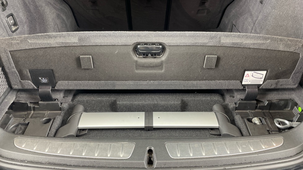 BMW 3 Series 320i xDrive M Sport 5dr Step Auto Petrol Estate - Image 43