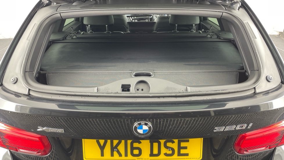 BMW 3 Series 320i xDrive M Sport 5dr Step Auto Petrol Estate - Image 47