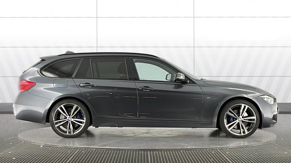 BMW 3 Series 320d xDrive M Sport 5dr Step Auto Diesel Estate - Image 3