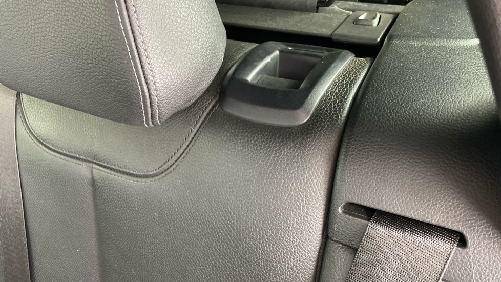BMW 3 Series 320d xDrive M Sport 5dr Step Auto Diesel Estate - Image 37
