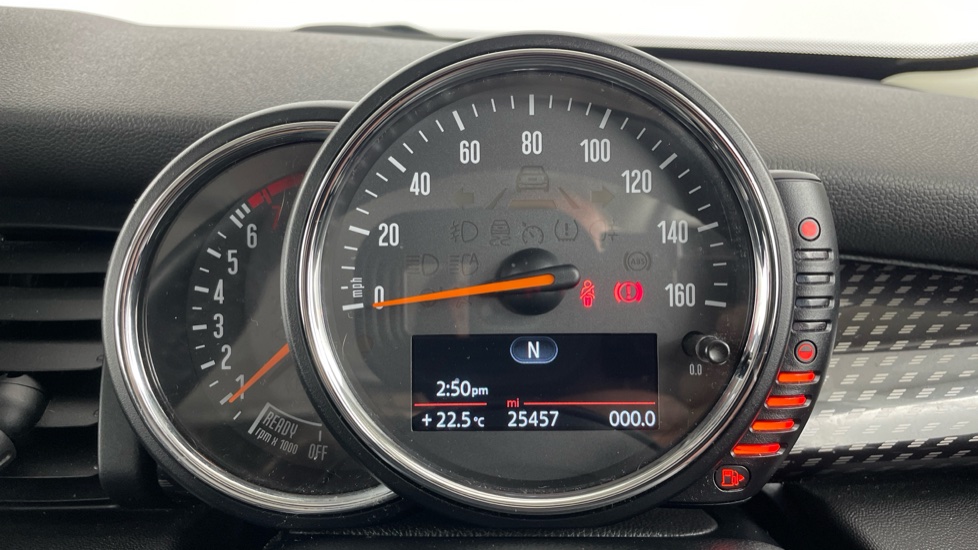 MINI Hatchback 2.0 Cooper S 3dr Petrol Hatchback - Image 9