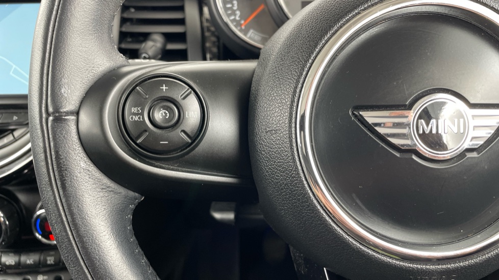 MINI Hatchback 2.0 Cooper S 3dr Petrol Hatchback - Image 17