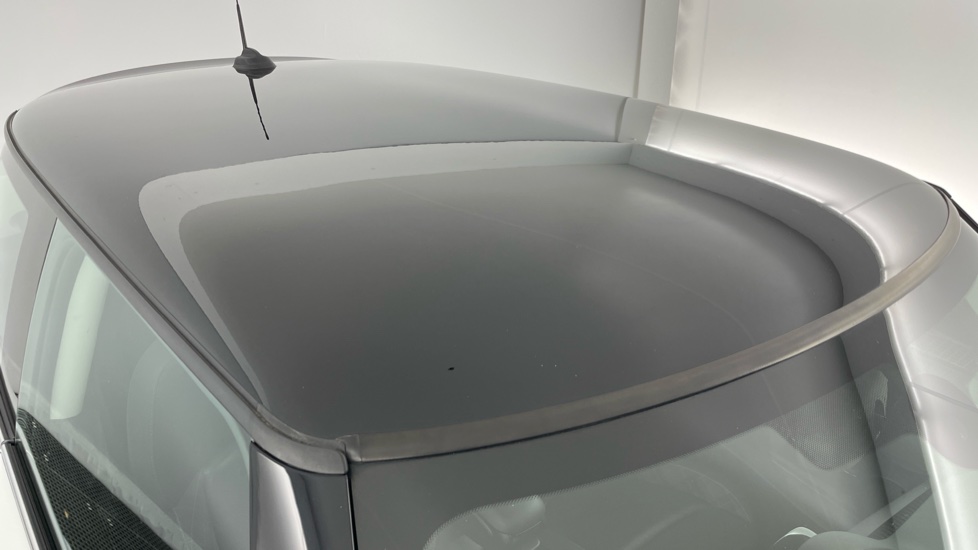 MINI Hatchback 2.0 Cooper S 3dr Petrol Hatchback - Image 21