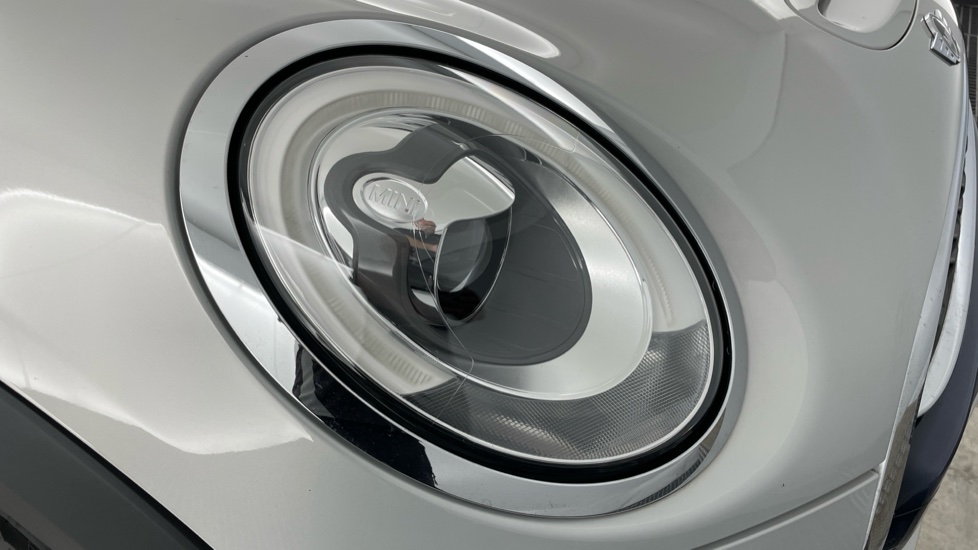 MINI Hatchback 2.0 Cooper S 3dr Petrol Hatchback - Image 23