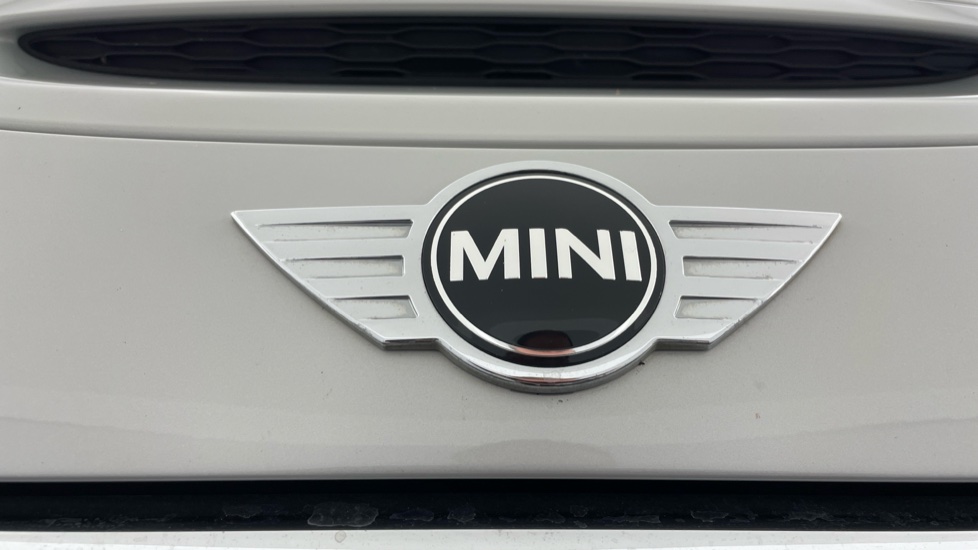 MINI Hatchback 2.0 Cooper S 3dr Petrol Hatchback - Image 24