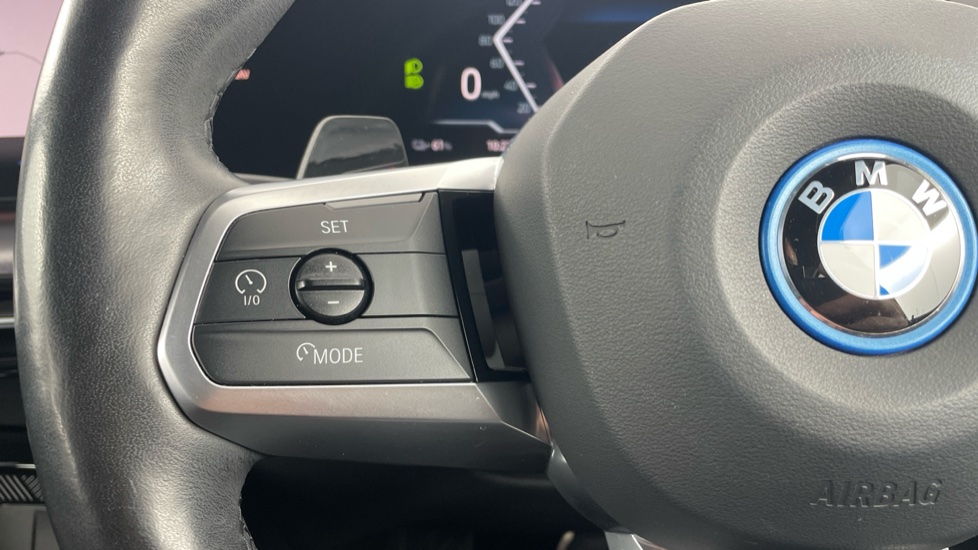 BMW iX1 230kW xDrive30 M Sport 65kWh 5dr Auto Electric Estate - Image 17
