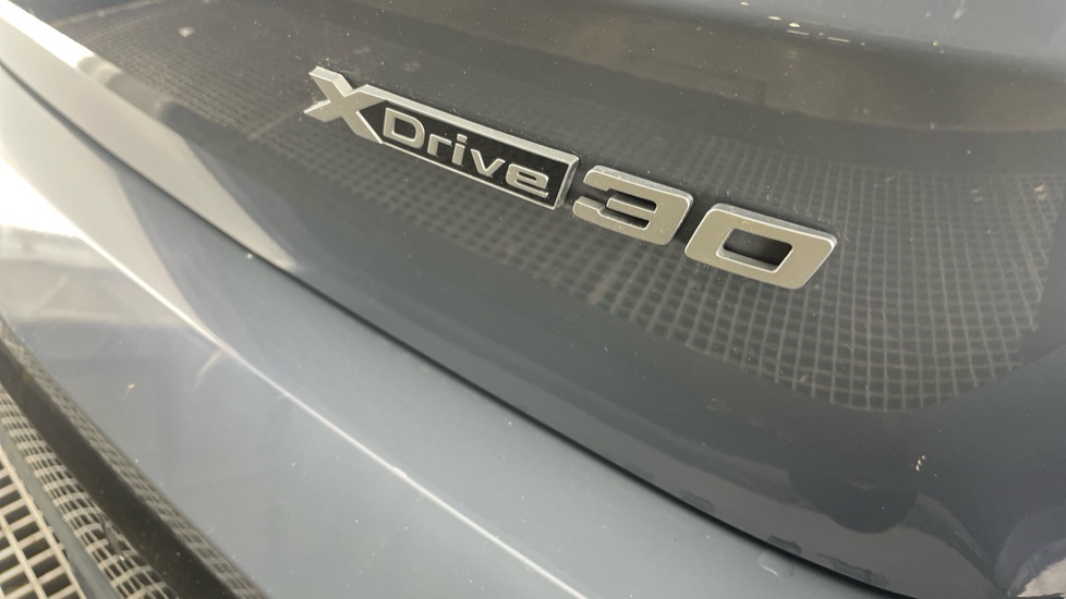 BMW iX1 230kW xDrive30 M Sport 65kWh 5dr Auto Electric Estate - Image 49