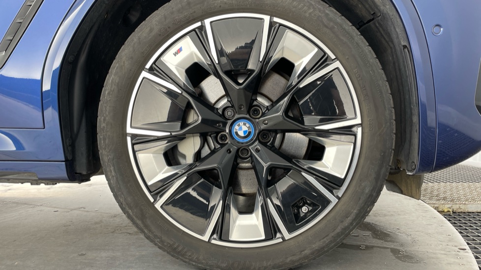 BMW iX3 210kW M Sport Pro 80kWh 5dr Auto Electric Estate - Image 14