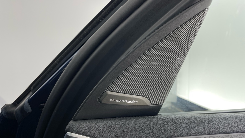 BMW iX3 210kW M Sport Pro 80kWh 5dr Auto Electric Estate - Image 20