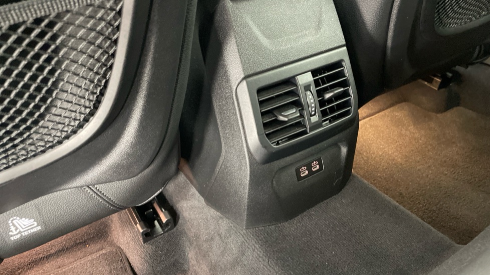BMW 2 Series 218i [136] M Sport 4dr DCT Petrol Saloon - Image 33