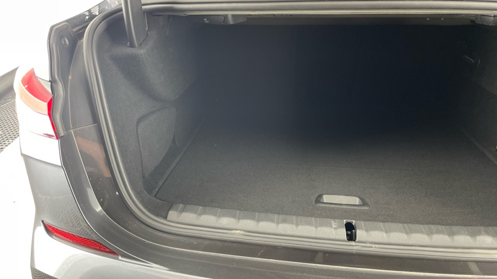 BMW 2 Series 218i [136] M Sport 4dr DCT Petrol Saloon - Image 39