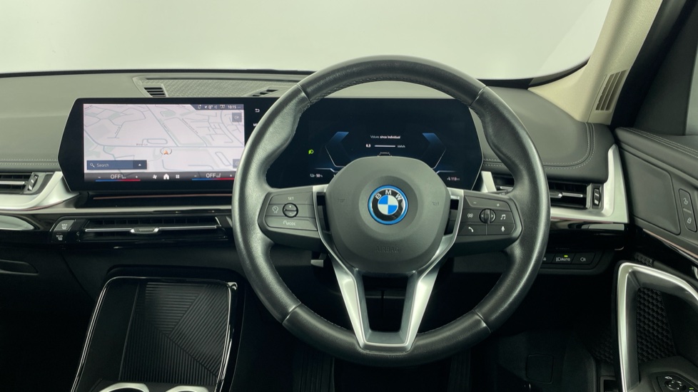 BMW iX1 230kW xDrive30 xLine 65kWh 5dr Auto Electric Estate - Image 5