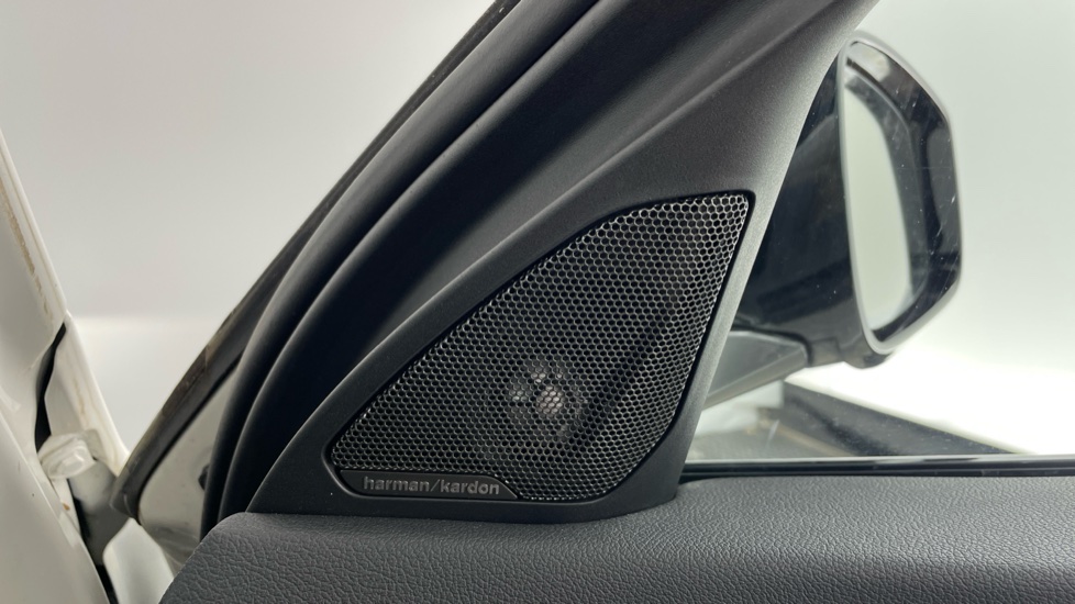 BMW 1 Series M135i xDrive 5dr Step Auto Petrol Hatchback - Image 20