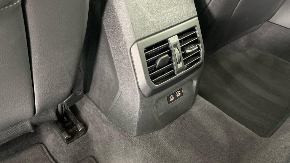 BMW 1 Series M135i xDrive 5dr Step Auto Petrol Hatchback - Image 34