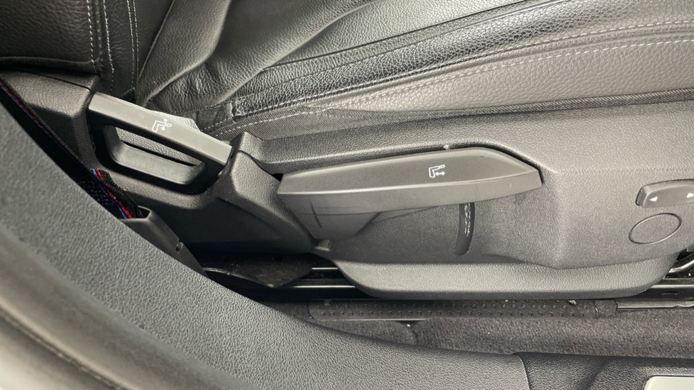 BMW 1 Series M135i xDrive 5dr Step Auto Petrol Hatchback - Image 52