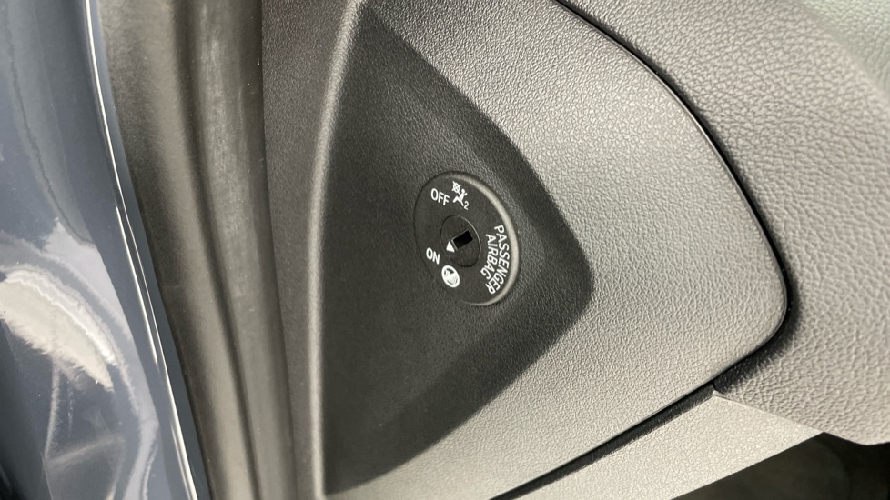 BMW 2 Series M235i xDrive 4dr Step Auto [Tech/Pro Pack] Petrol Saloon - Image 30